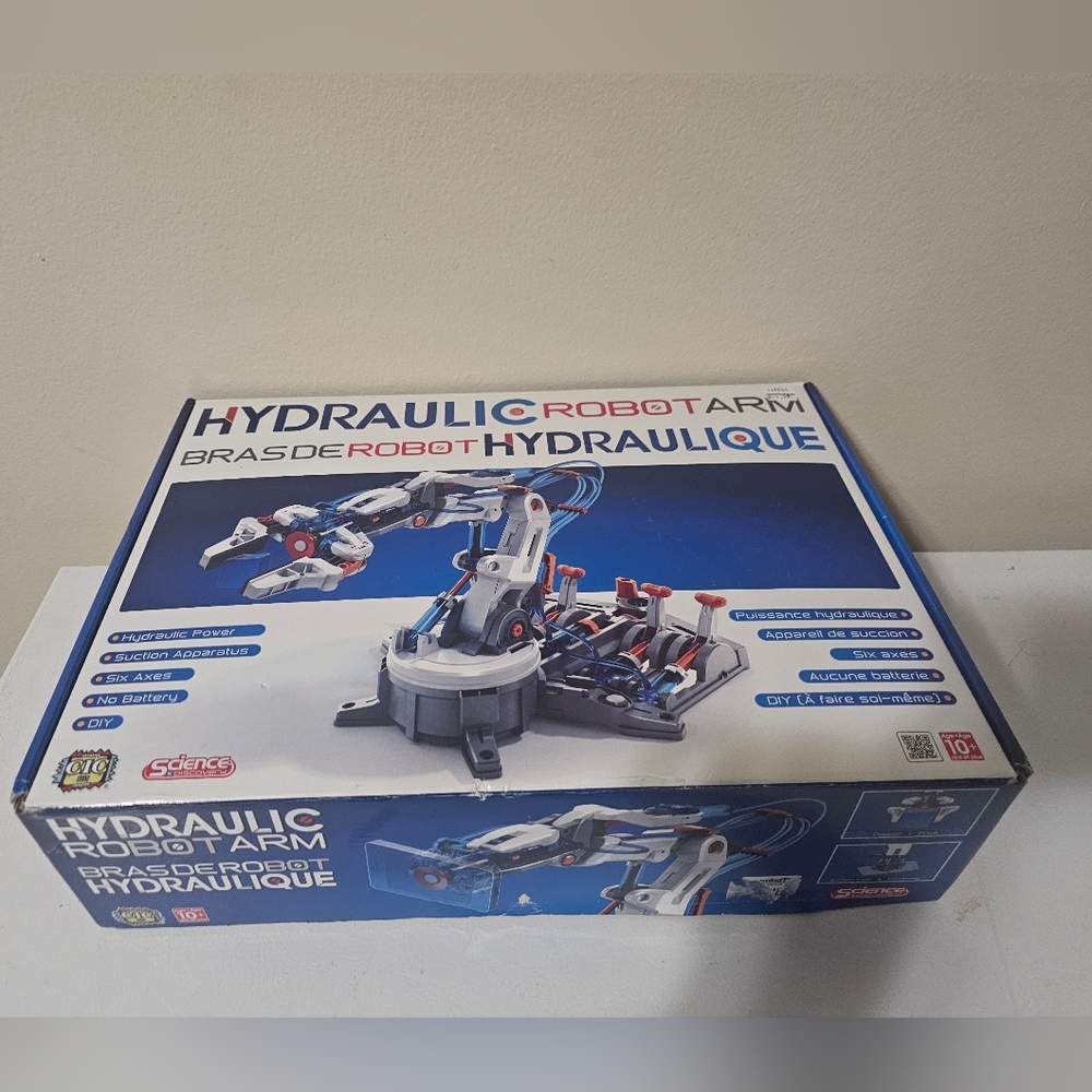 Science Discovery Hydraulic Robot Arm Kit, New In Open Box